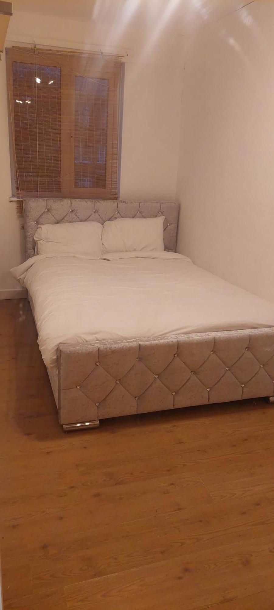 Home Away In A Close Thamesmead  Екстер'єр фото